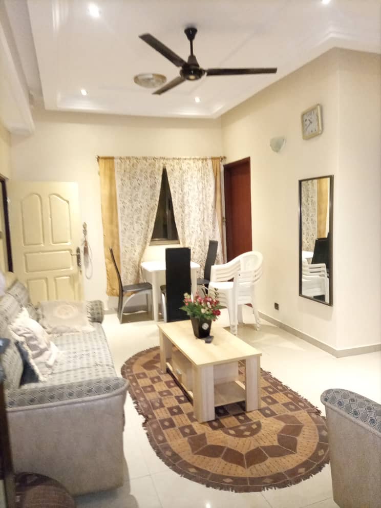 N° 5244 :
                            Appartement meublé à louer , Super taco, Lome, Togo : 200 000 XOF/mois