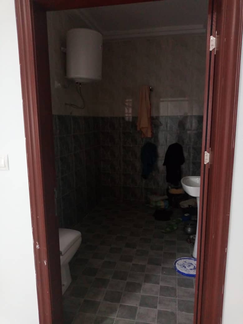 N° 4544 :
                            Villa à louer , Avenou, Lome, Togo : 270 000 XOF/mois