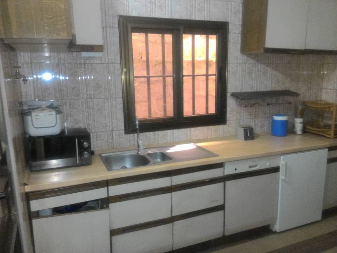 Villa meublée à louer , Lome, entreprise de l'union