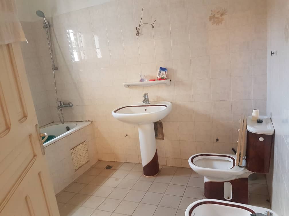 Studio meublé à louer , Lome, adidogome