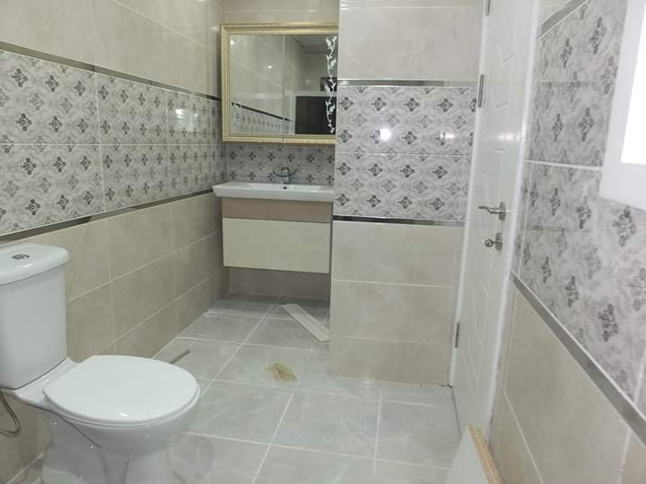 N° 4488 :
                            Villa à vendre , Agoe, Lome, Togo : 120 000  000 XOF/vie