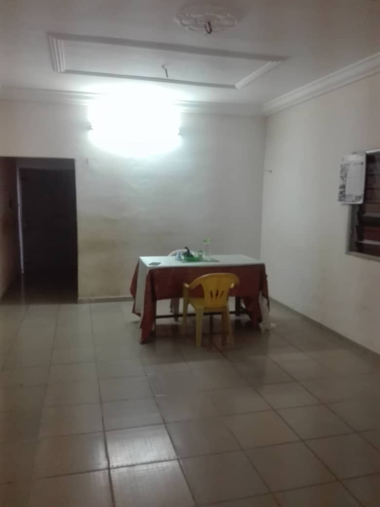 N° 4384 :
                            Villa à louer , Avenou, Lome, Togo : 100 000 XOF/mois