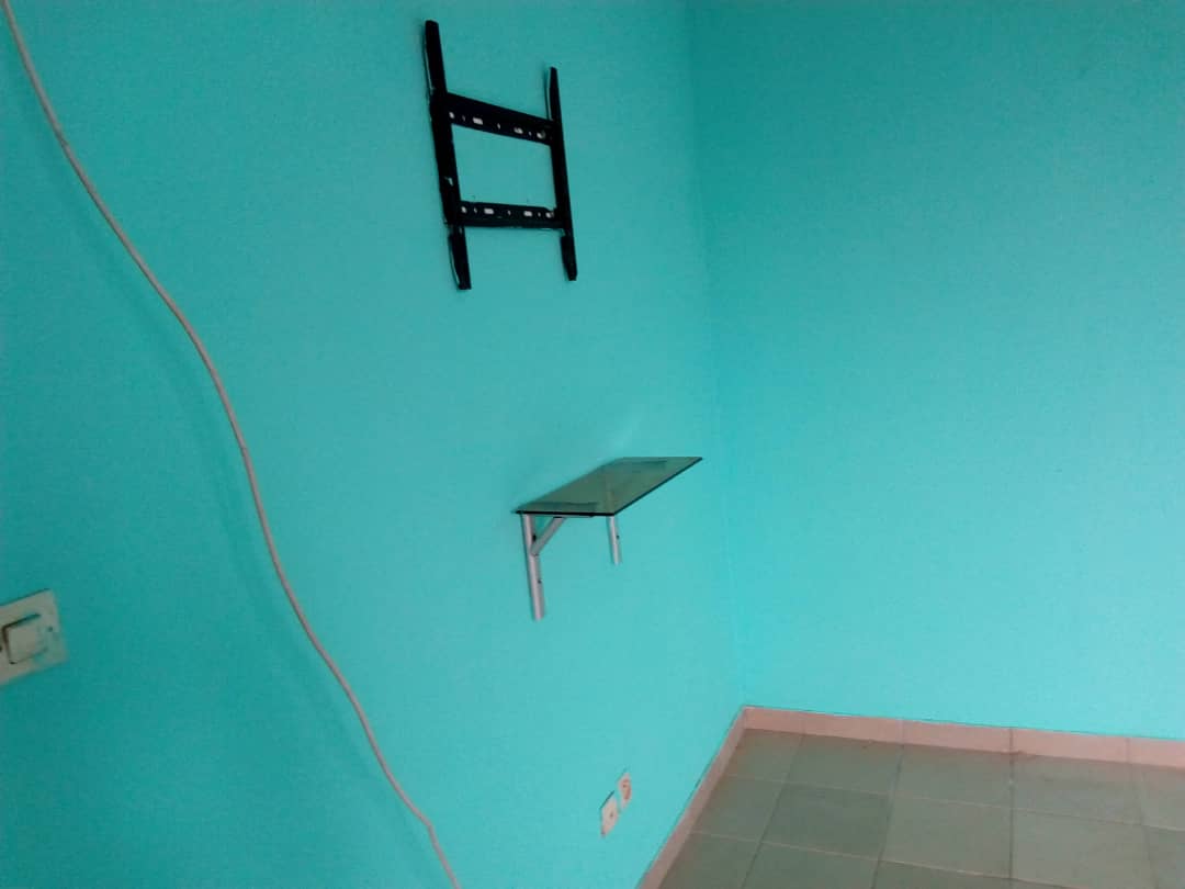 N° 4332 :
                            Appartement à louer , Avedji, Lome, Togo : 50 000 XOF/mois