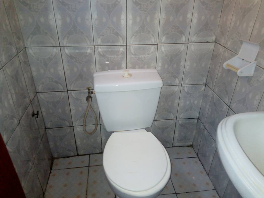 N° 4290 :
                            Villa à louer , Kodjoviakope, Lome, Togo : 200 000 XOF/mois