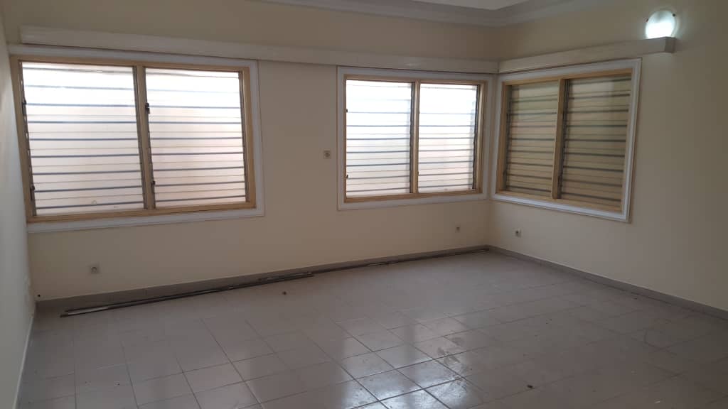 N° 4307 :
                            Villa à louer , Adidogome, Lome, Togo : 160 000 XOF/mois