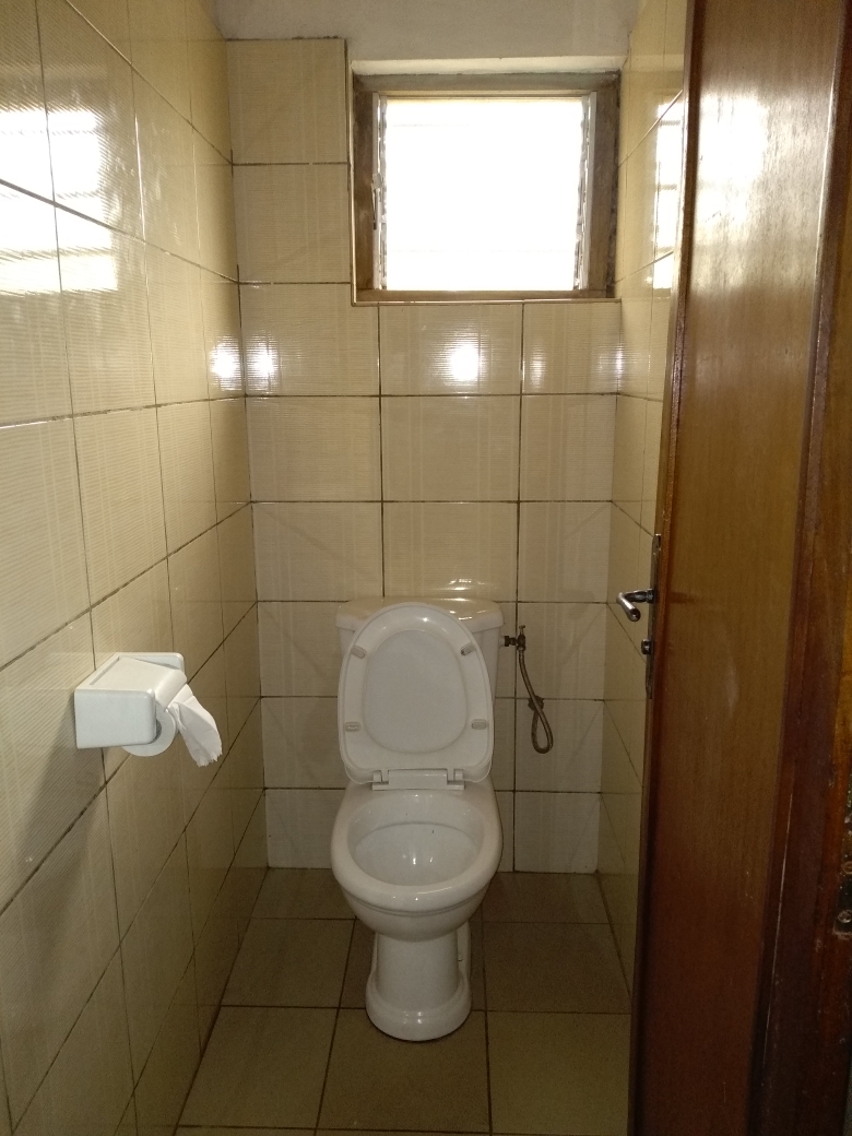N° 4298 :
                            Villa à louer , Adidogome, Lome, Togo : 95 000 XOF/mois