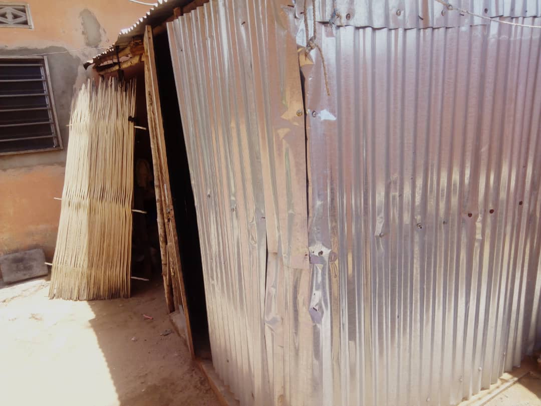 N° 4553 :
                            Maison à vendre , Agbata, Lome, Togo : 23 000  000 XOF/vie