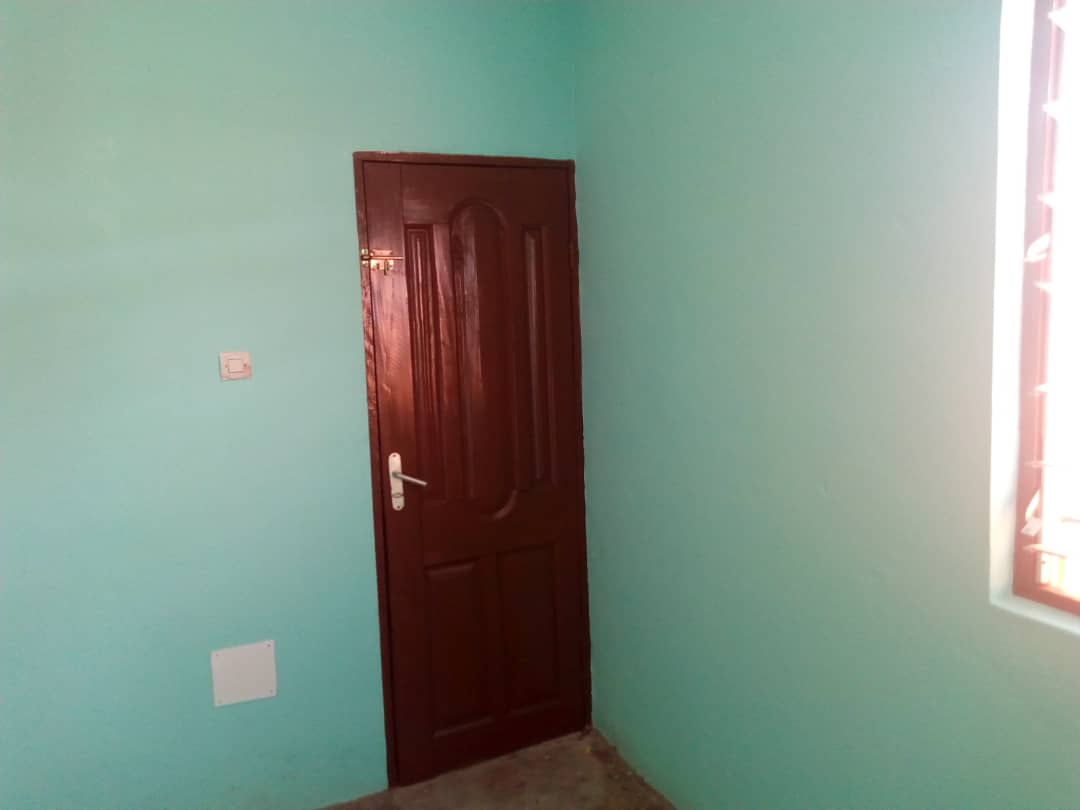 N° 4330 :
                            Appartement à louer , Agoe, Lome, Togo : 50 000 XOF/mois