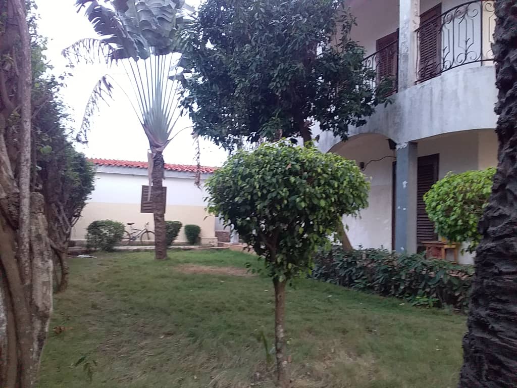 N° 4489 :
                            Villa à vendre , Todman, Lome, Togo : 300 000  000 XOF/vie