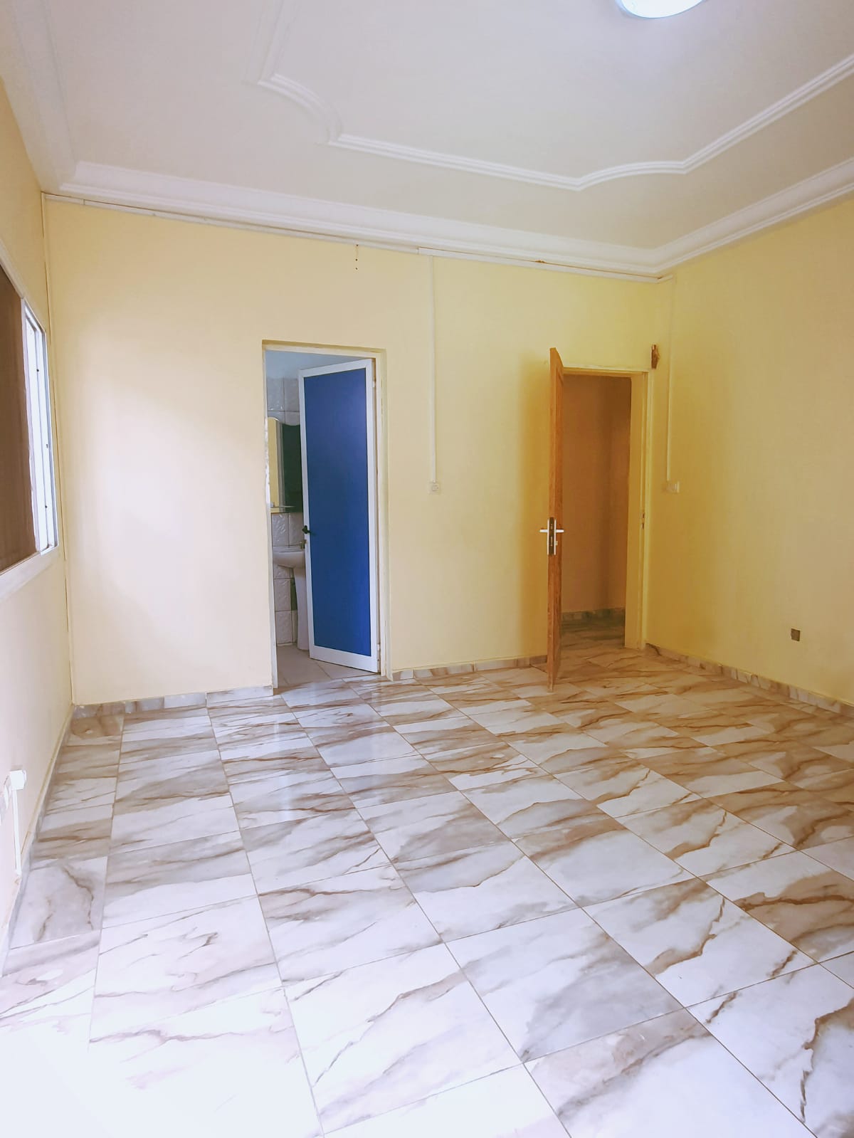 N° 5188 :
                            Villa à louer , Sagbado, Lome, Togo : 300 000 XOF/mois