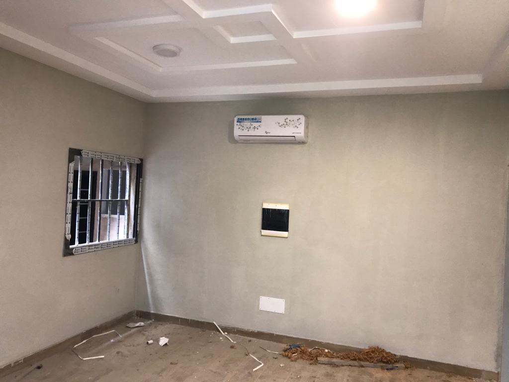 N° 5299 :
                            Chambre salon à louer , Adewui, Lome, Togo : 225 000 XOF/mois
