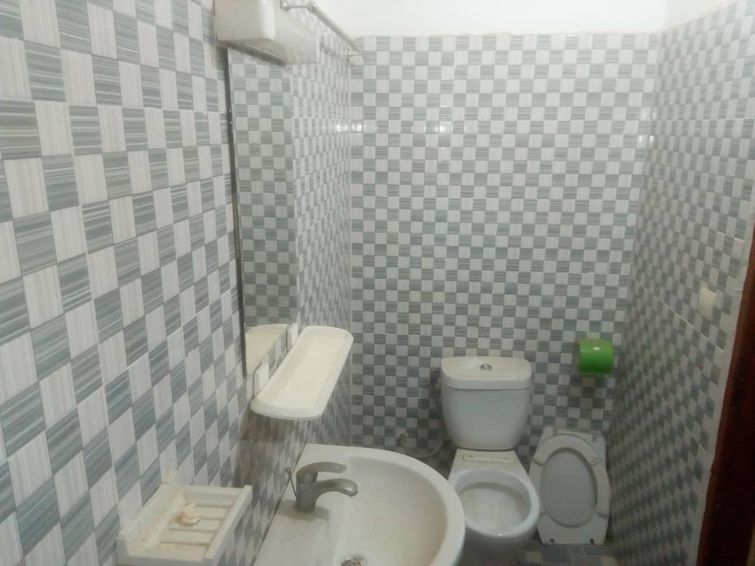 N° 4532 :
                            Villa à louer , Novissi, Lome, Togo : 150 000 XOF/mois