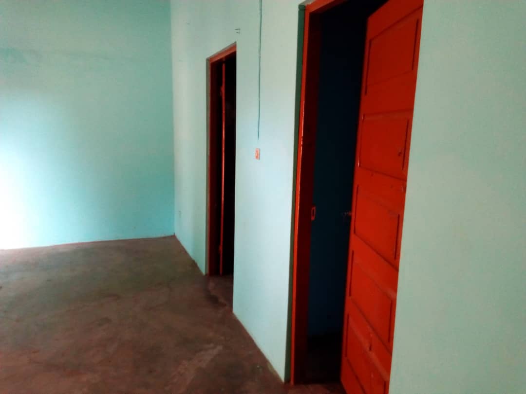 N° 4331 :
                            Appartement à louer , Agoe, Lome, Togo : 45 000 XOF/mois