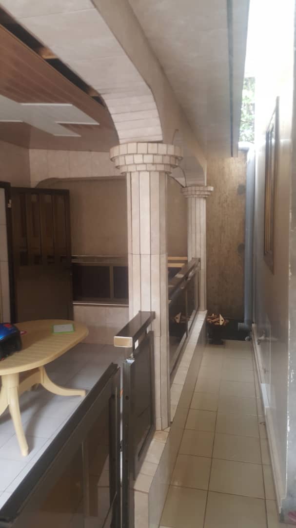 N° 4586 :
                            Villa à vendre , Attiegou, Lome, Togo : 65 000  000 XOF/vie