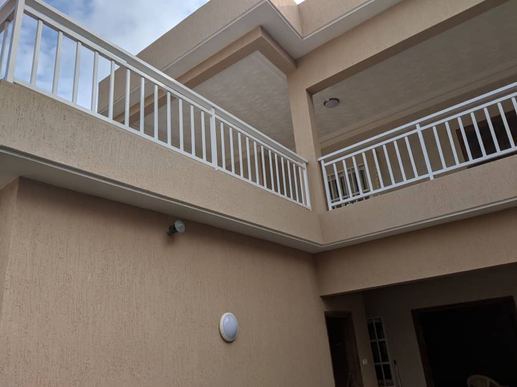 N° 4288 :
                            Villa à louer , Adidogome, Lome, Togo : 500 000 XOF/mois