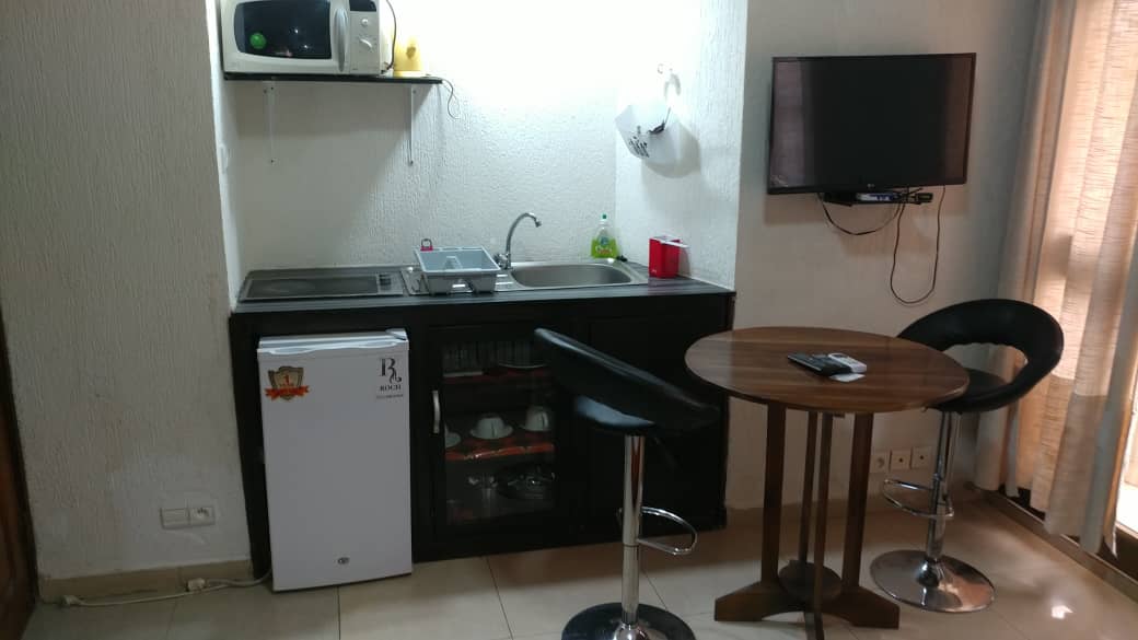Studio meublé à louer , Lome,  tokoin