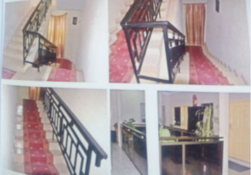 N° 4704 :
                            Immeuble commercial à louer , Agbalepedogan , Lome, Togo : 1 500  000 XOF/mois