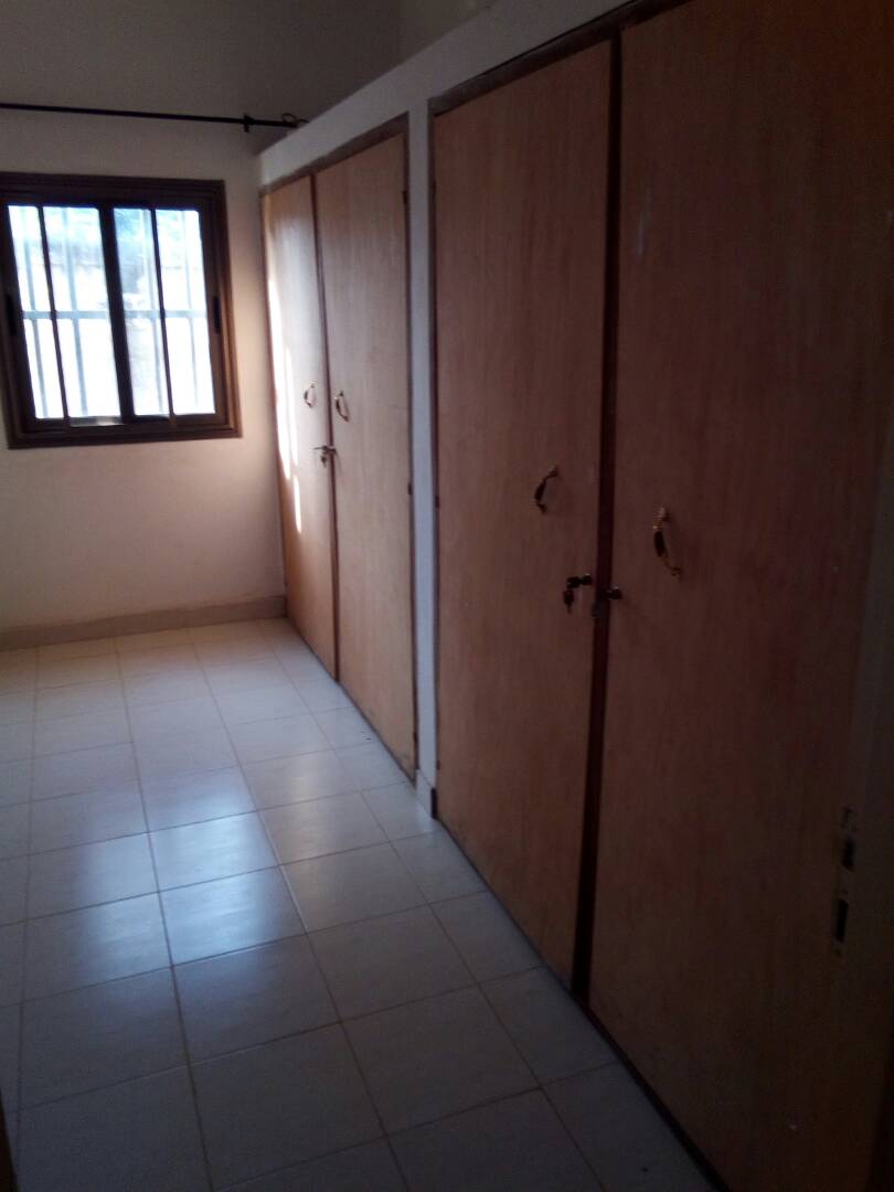 N° 4394 :
                            Villa meublée à louer , Avedji , Lome, Togo : 450 000 XOF/mois