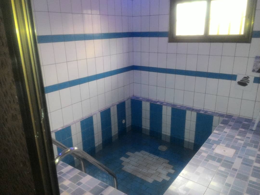 N° 4536 :
                            Villa meublée à louer , Entreprise de l'union, Lome, Togo : 400 000 XOF/mois
