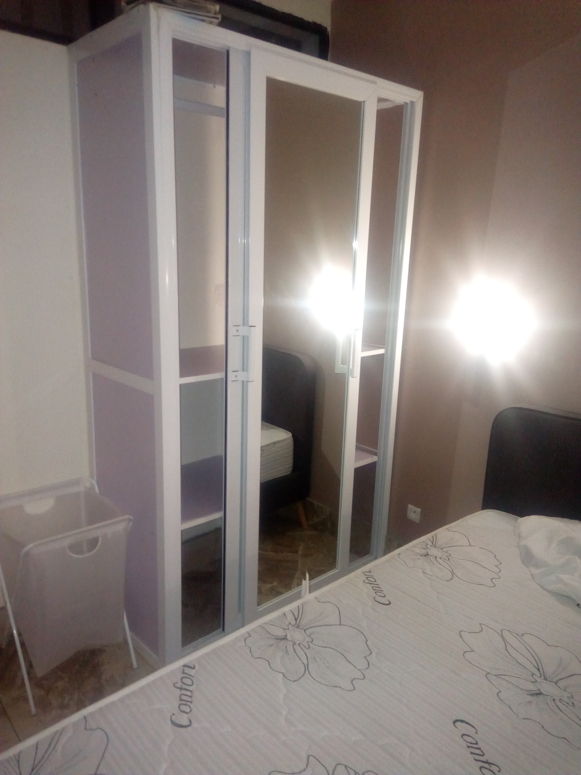 N° 4286 :
                            Appartement meublé à louer , Adidogome, Lome, Togo : 500 000 XOF/mois