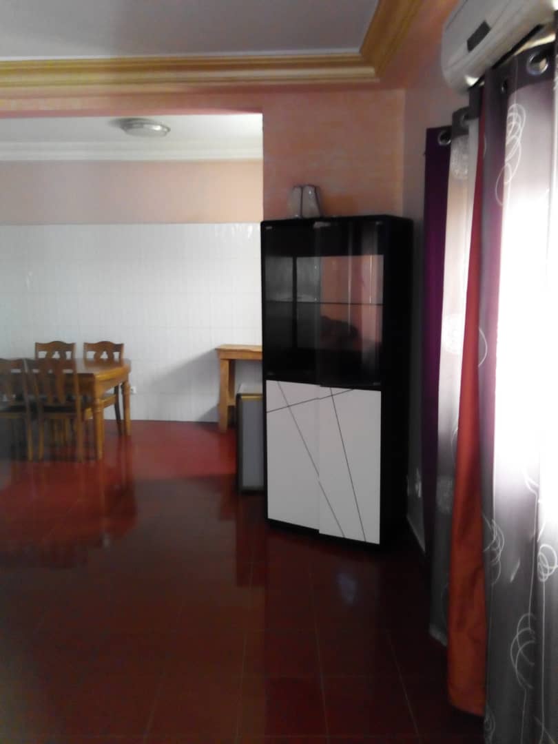N° 4512 :
                            Appartement meublé à louer , Be, Lome, Togo : 350 000 XOF/mois
