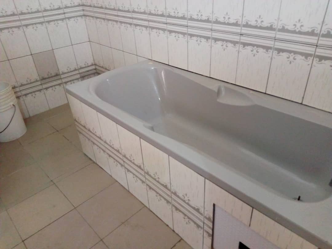 N° 4412 :
                            Villa meublée à louer , Baguida, Lome, Togo : 350 000 XOF/mois