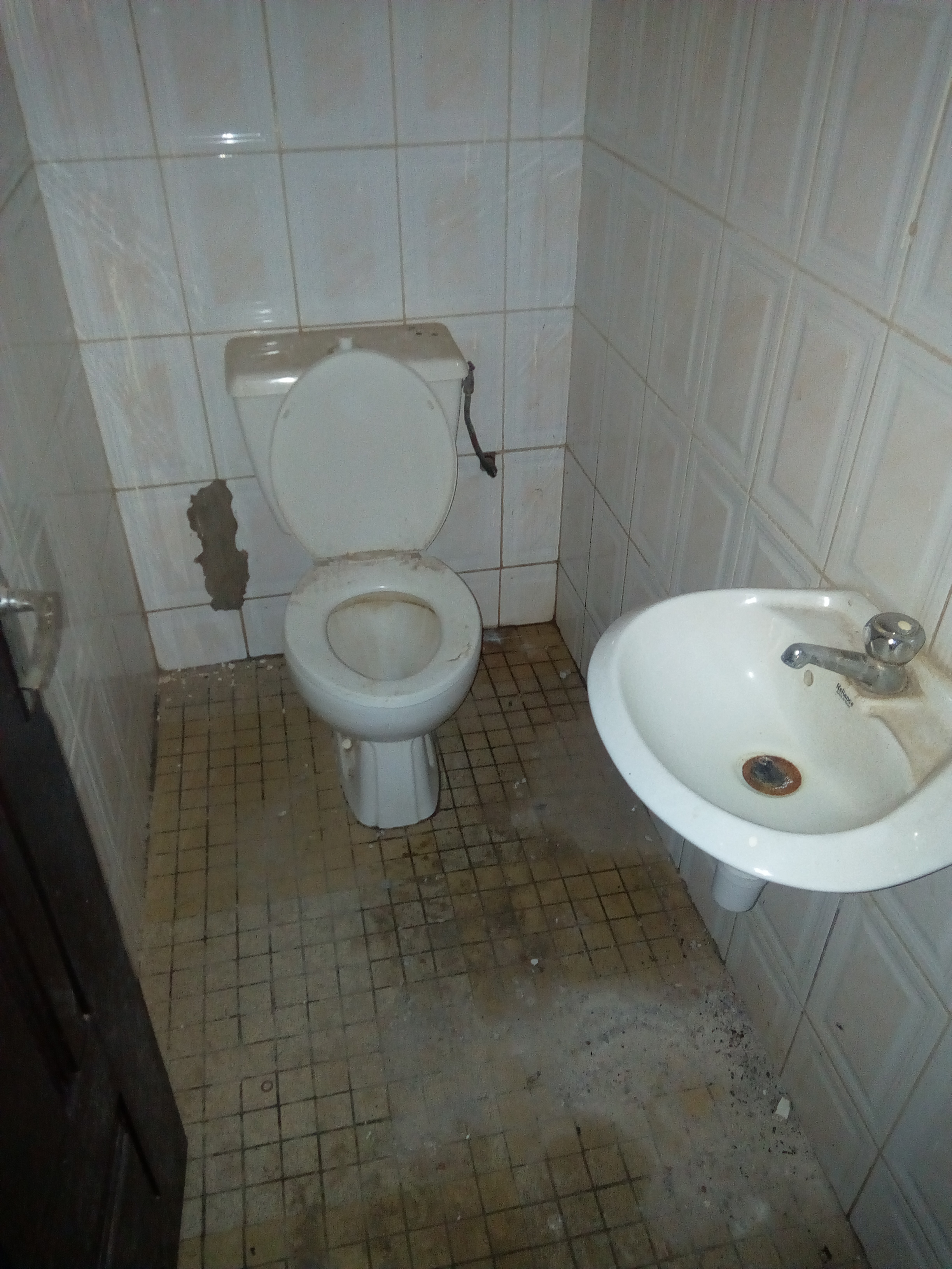 N° 4318 :
                            Appartement à louer , Djidjole, Lome, Togo : 65 000 XOF/mois