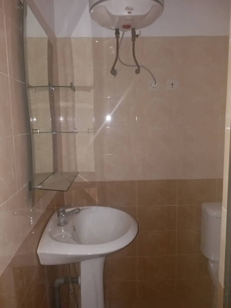 N° 4425 :
                            Villa à louer , Attiegou, Lome, Togo : 300 000 XOF/mois