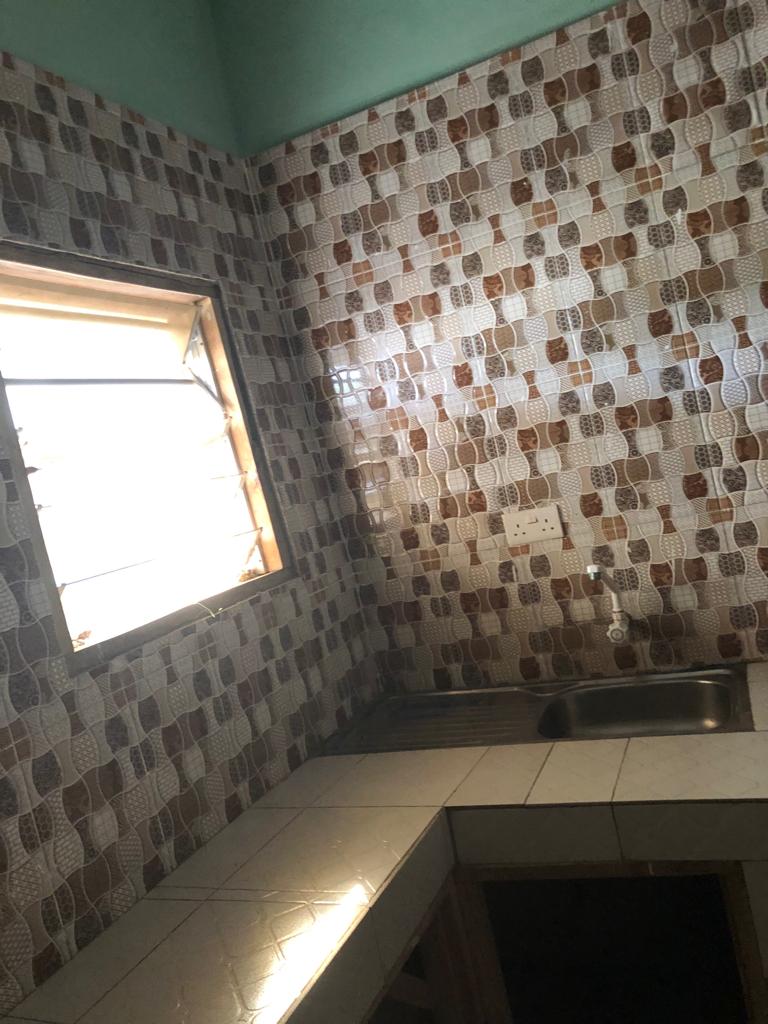 N° 4525 :
                            Villa à vendre , Zanguera, Lome, Togo : 22 000  000 XOF/vie