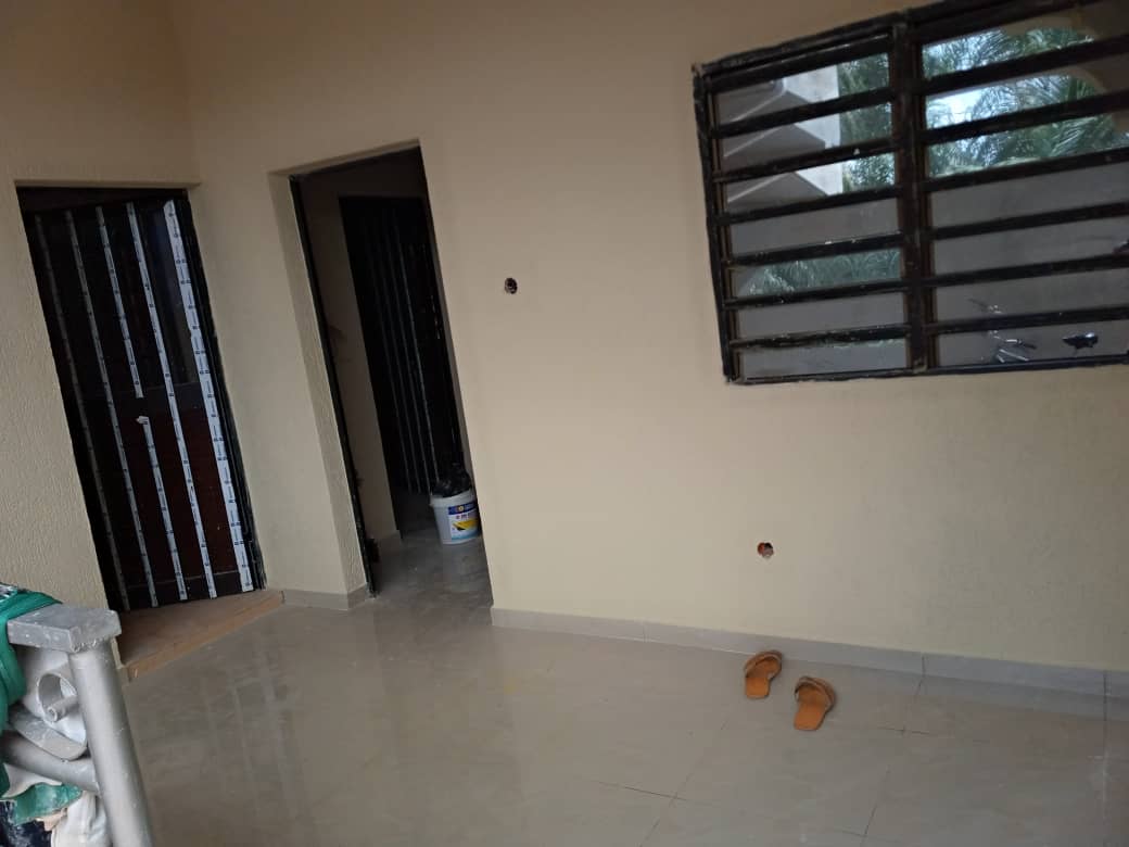 N° 4779 :
                            Chambre salon à louer ,  agoe sogbossito, Lome, Togo : 50 000 XOF/mois