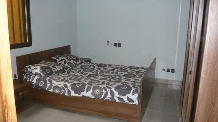 N° 4433 :
                            Villa meublée à louer , Agoe, Lome, Togo : 250 000 XOF/mois