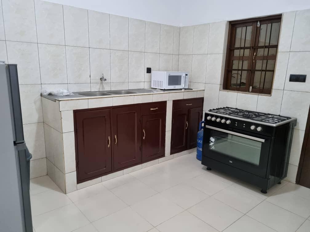 N° 5243 :
                            Appartement meublé à louer , Adidogome , Lome, Togo : 600 000 XOF/mois