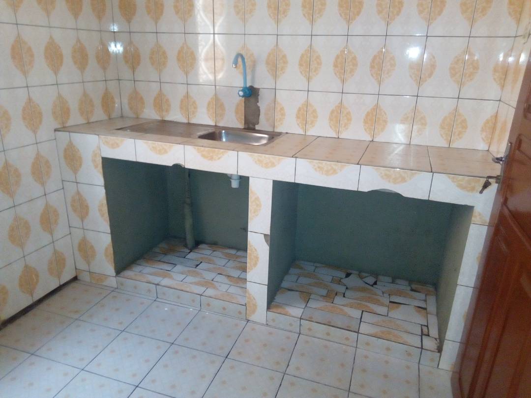 N° 4290 :
                            Villa à louer , Kodjoviakope, Lome, Togo : 200 000 XOF/mois