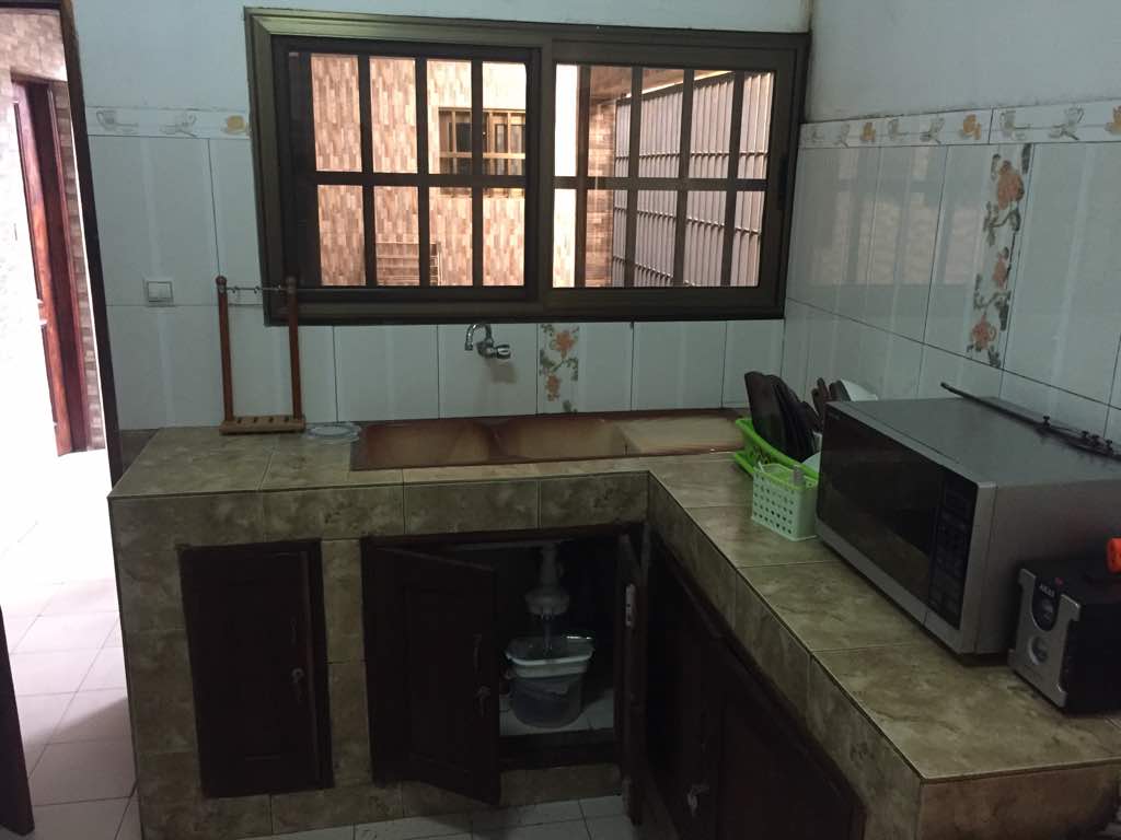 N° 4577 :
                            Villa meublée à louer ,  agbalepedo, Lome, Togo : 400 000 XOF/mois