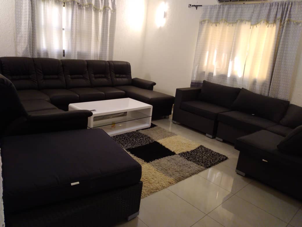 N° 4578 :
                            Villa meublée à louer , Adidogome, Lome, Togo : 600 000 XOF/mois