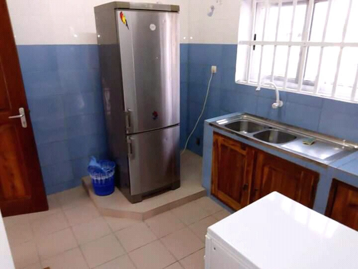 N° 4510 :
                            Appartement meublé à louer , Be, Lome, Togo : 300 000 XOF/mois