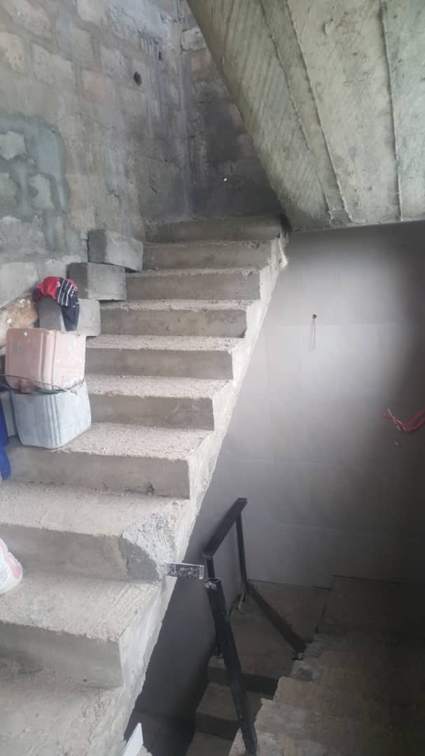 N° 4586 :
                            Villa à vendre , Attiegou, Lome, Togo : 65 000  000 XOF/vie