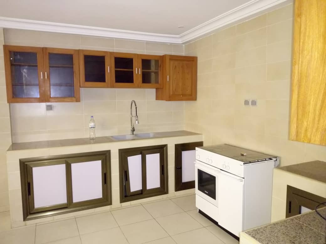N° 4411 :
                            Villa meublée à louer , Baguida, Lome, Togo : 1 200  000 XOF/mois