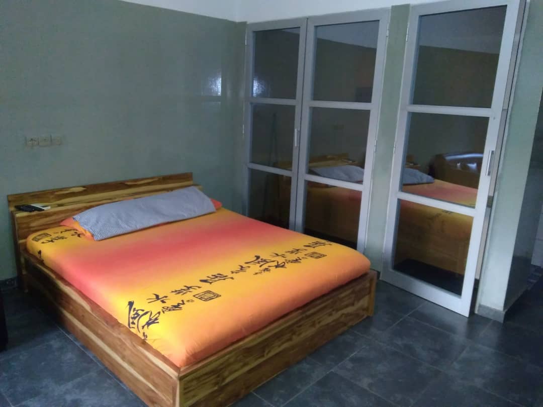 N° 4523 :
                            Appartement meublé à louer , Avedji, Lome, Togo : 350 000 XOF/mois