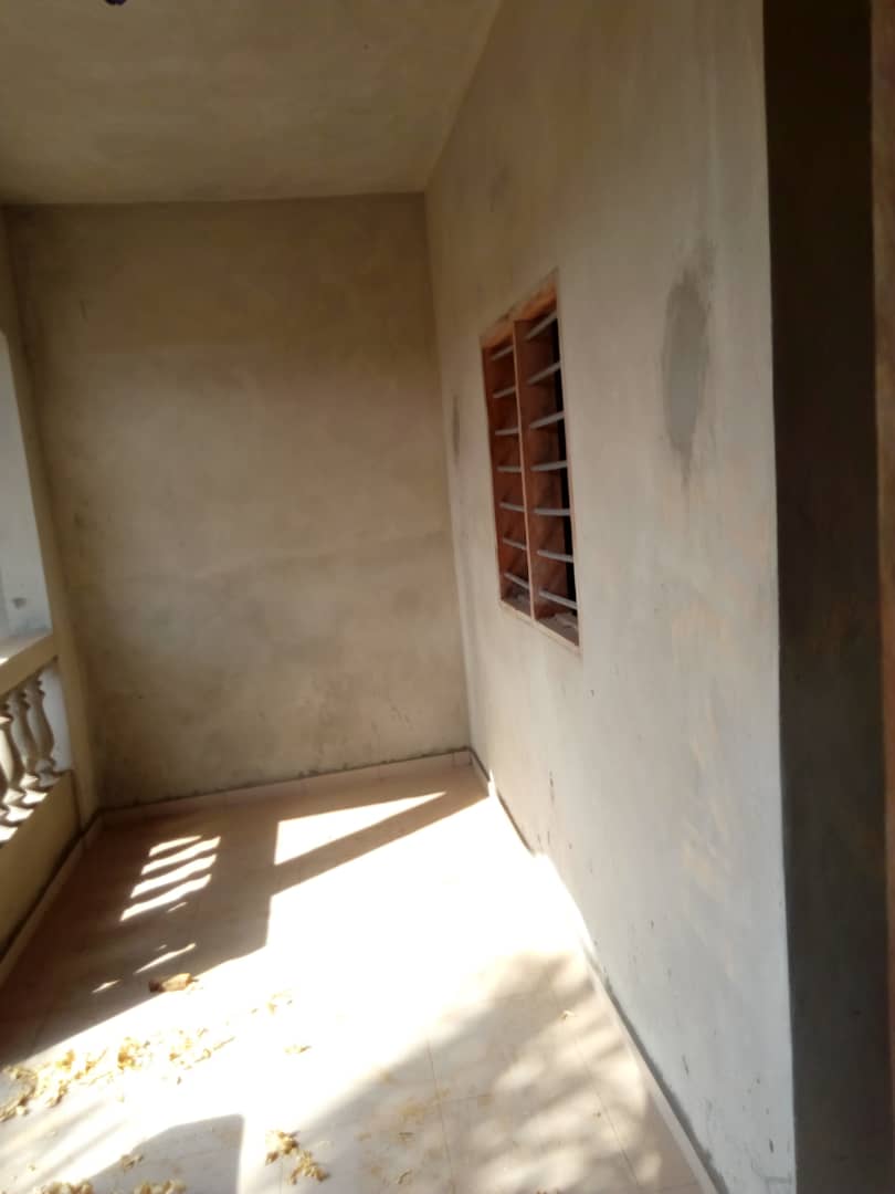 N° 4463 :
                            Chambre à louer , Agoe, Lome, Togo : 45 000 XOF/mois