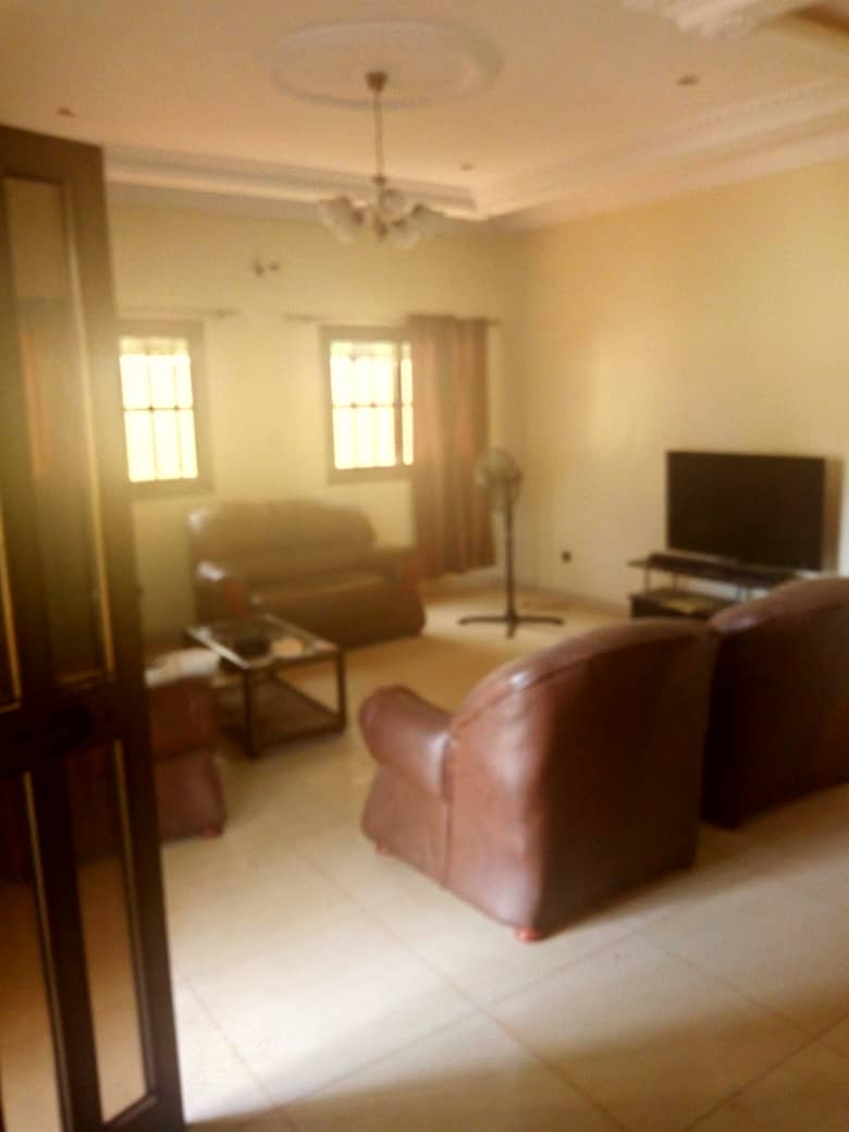N° 4478 :
                            Villa meublée à louer , Wonyome, Lome, Togo : 350 000 XOF/mois