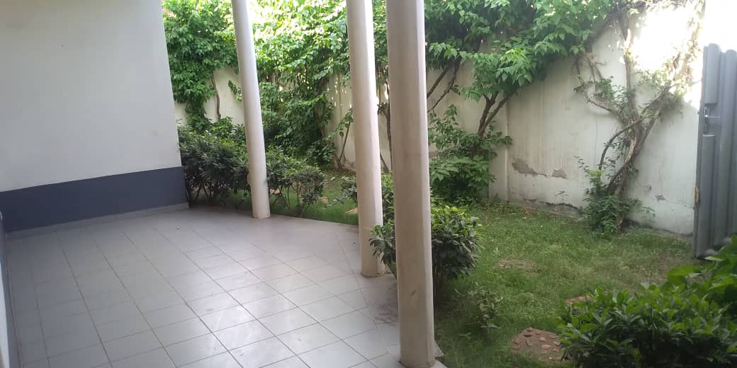 N° 4777 :
                            Appartement à louer , Attiegou, Lome, Togo : 120 000 XOF/mois