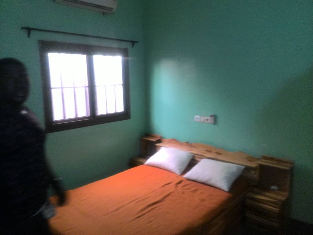 N° 4536 :
                            Villa meublée à louer , Entreprise de l'union, Lome, Togo : 400 000 XOF/mois