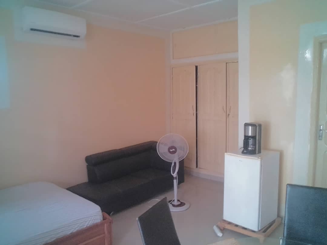 N° 4302 :
                            Appartement meublé à louer , Adidogome, Lome, Togo : 150 000 XOF/mois