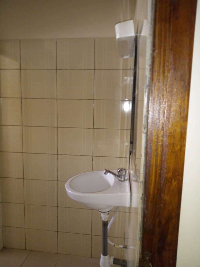 N° 4367 :
                            Villa à louer , Avenou, Lome, Togo : 120 000 XOF/mois