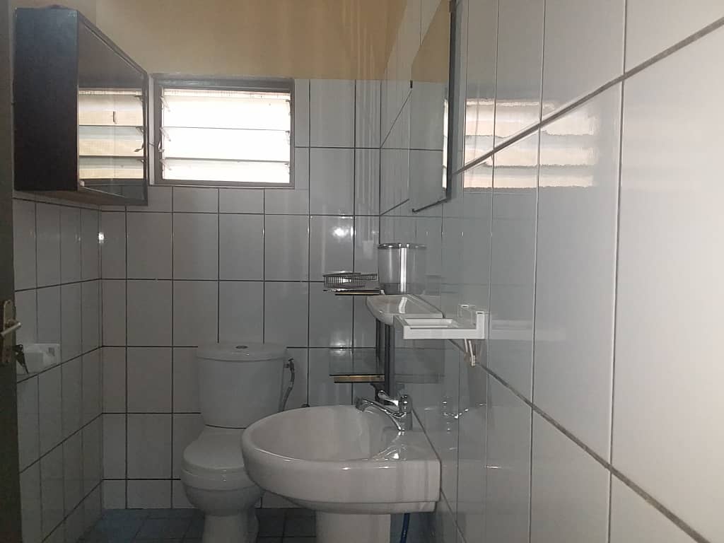 N° 4428 :
                            Chambre salon à louer , Sagbado, Lome, Togo : 40 000 XOF/mois