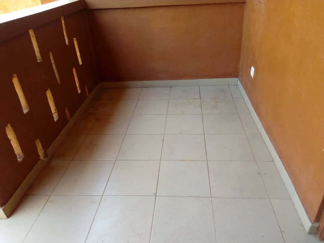 N° 4508 :
                            Chambre salon à louer , Agoe, Lome, Togo : 23 000 XOF/mois