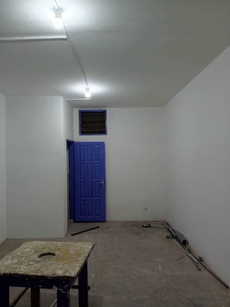 Boutique à louer , Lome, agbalepedo
