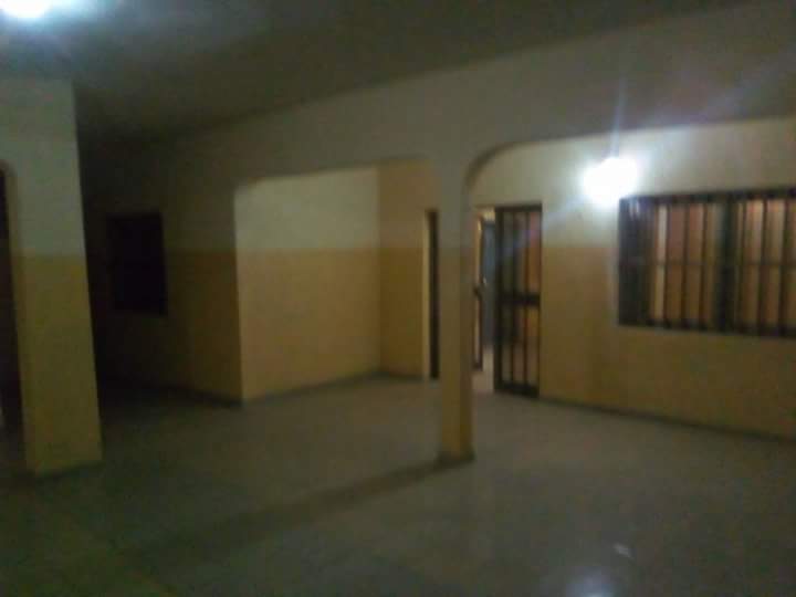 N° 4113 :
                            Appartement à louer , Avedji, Lome, Togo : 120 000 XOF/mois