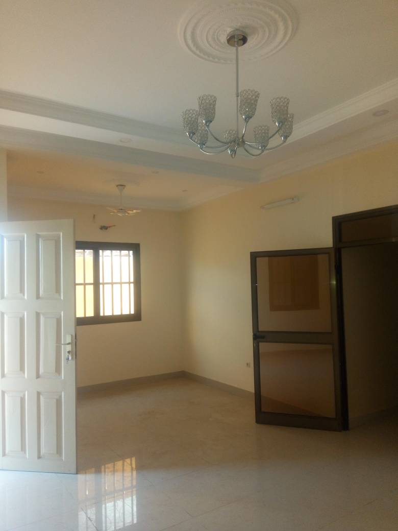 N° 4041 :
                            Chambre salon à louer , Adidogome, Lome, Togo : 50 000 XOF/mois